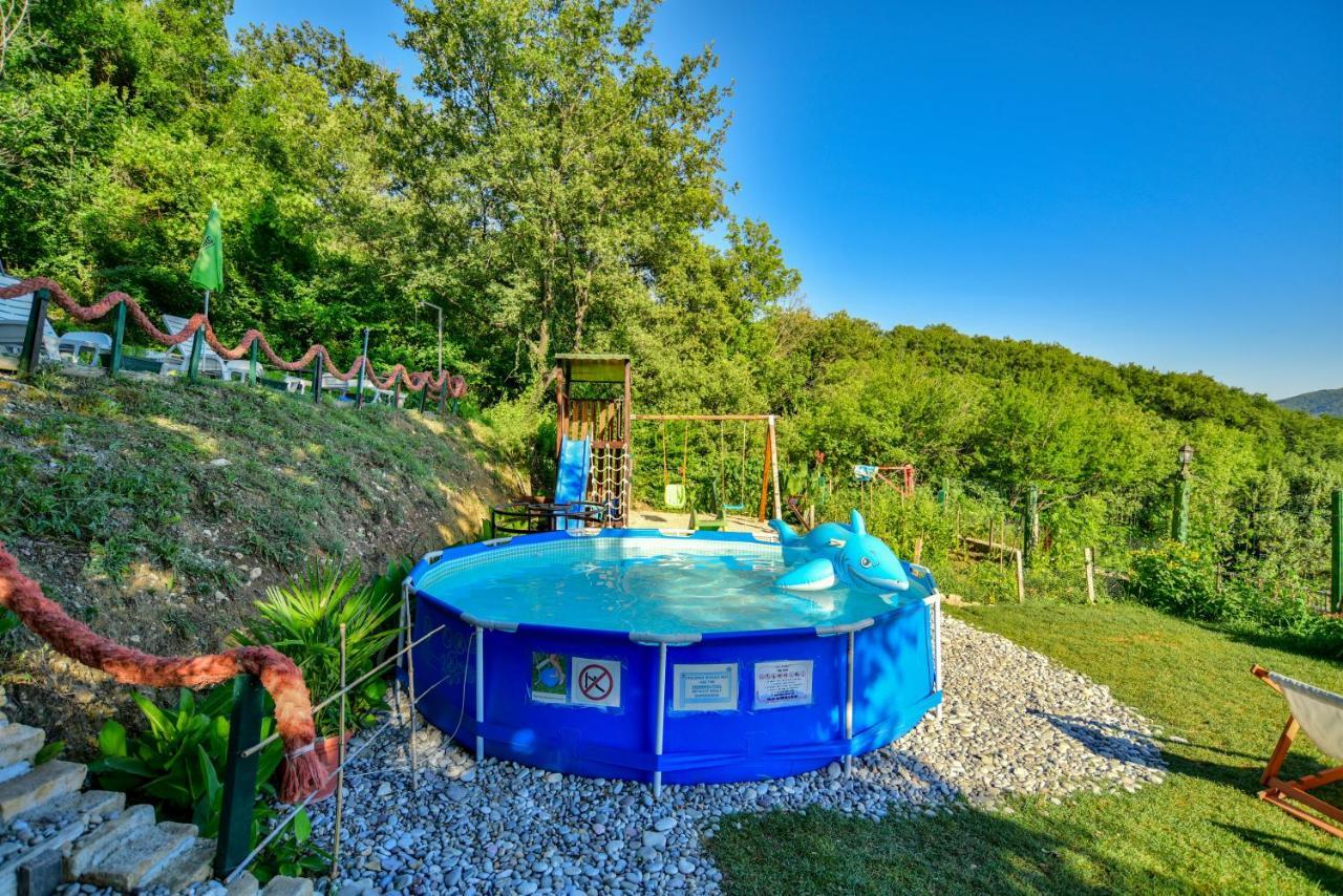 Pataki Studios Petrovac 外观 照片