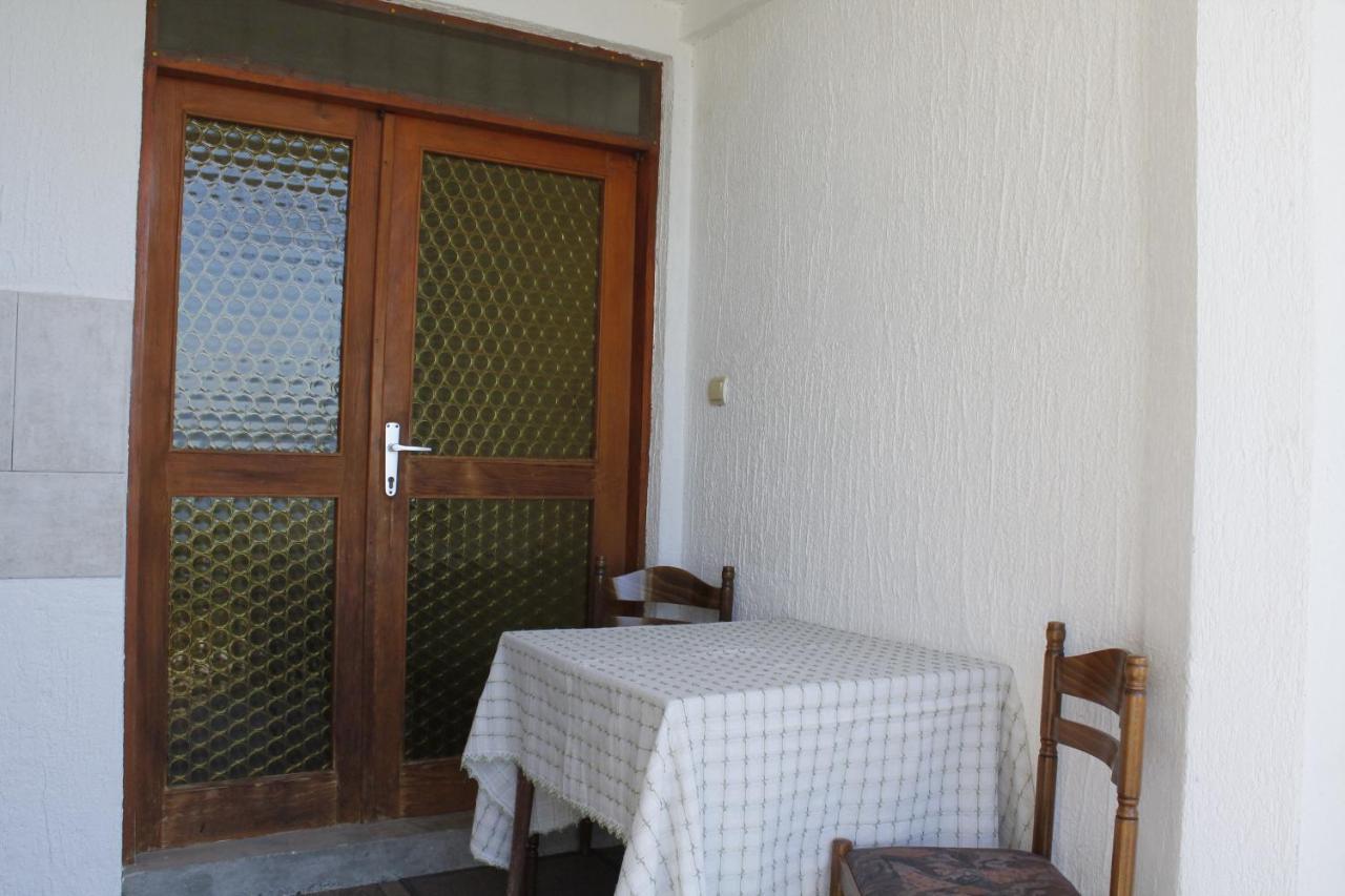 Pataki Studios Petrovac 外观 照片